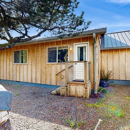 Calm Waters Villa Rockaway Beach Exterior foto